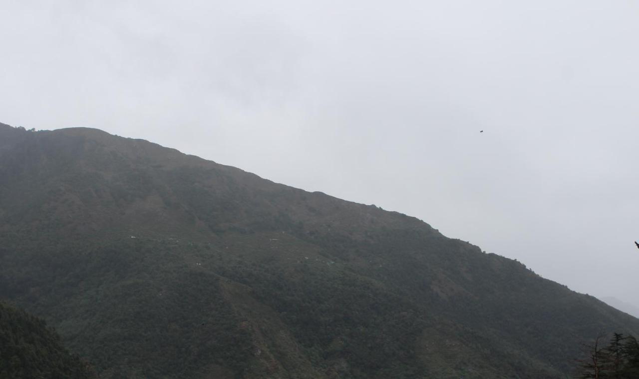 Hostel Who Needs Map Mcleodganj แมคลอยด์กันจ์ ภายนอก รูปภาพ